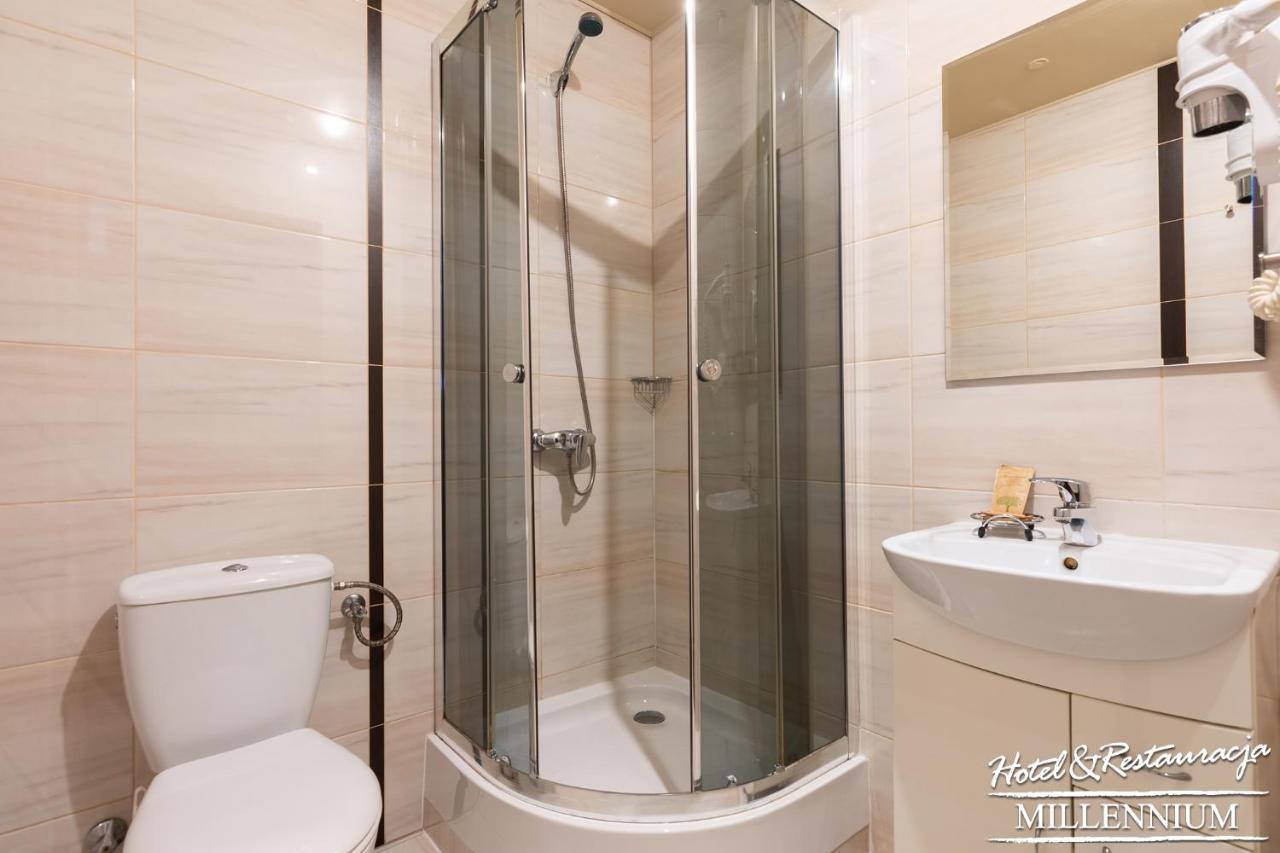Hotel Millennium Przasnysz Esterno foto