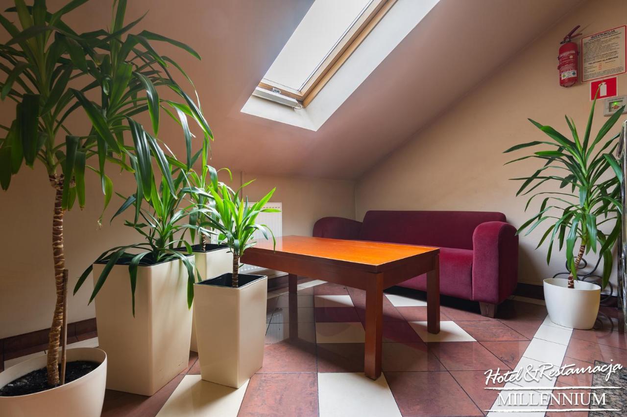 Hotel Millennium Przasnysz Esterno foto