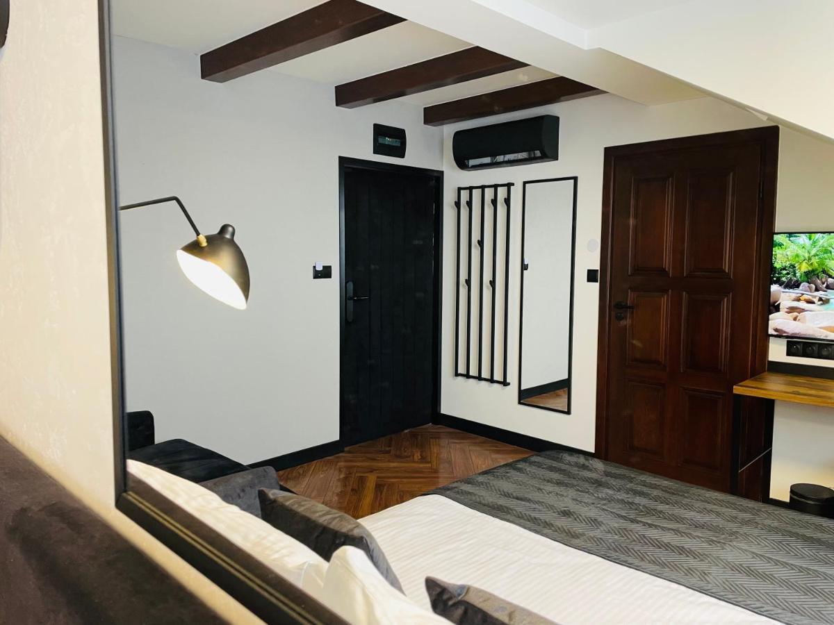 Hotel Millennium Przasnysz Esterno foto