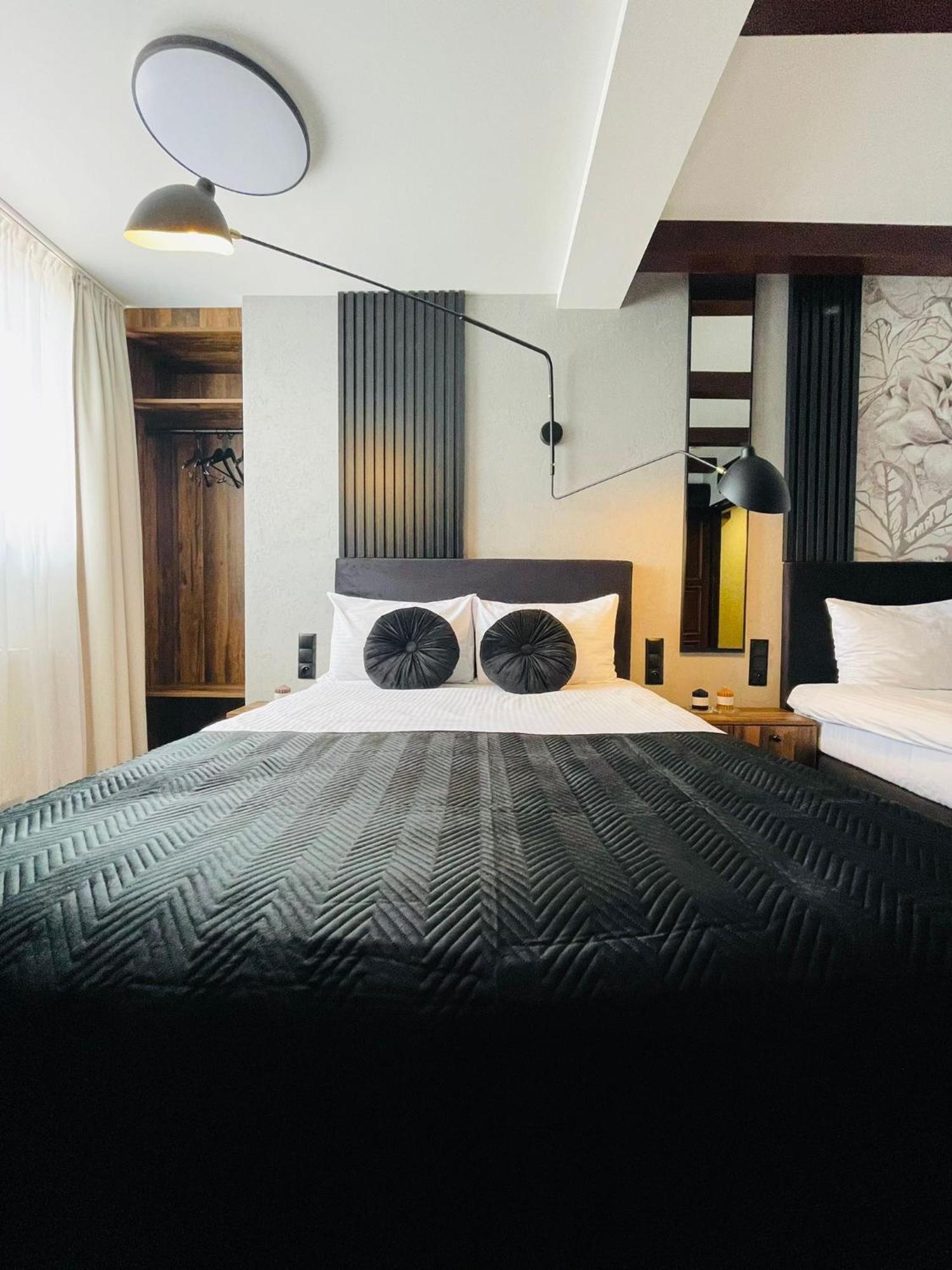 Hotel Millennium Przasnysz Esterno foto