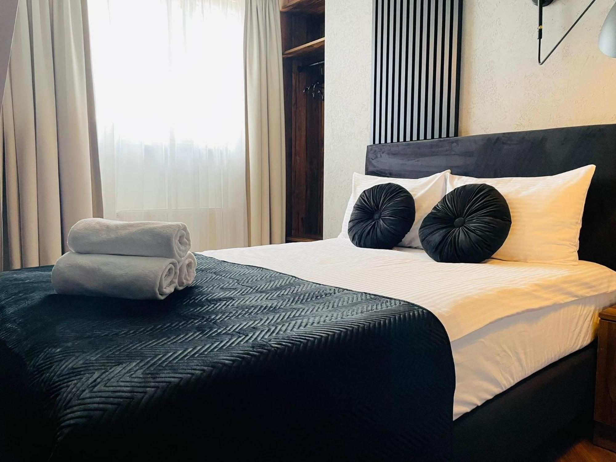 Hotel Millennium Przasnysz Esterno foto